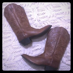 Ariat cowgirl cowboy boots women’s 9